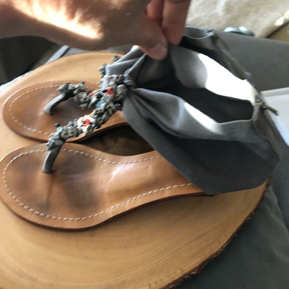 Wedge gray suede  beaded heal sandals - Picture 2 of 8